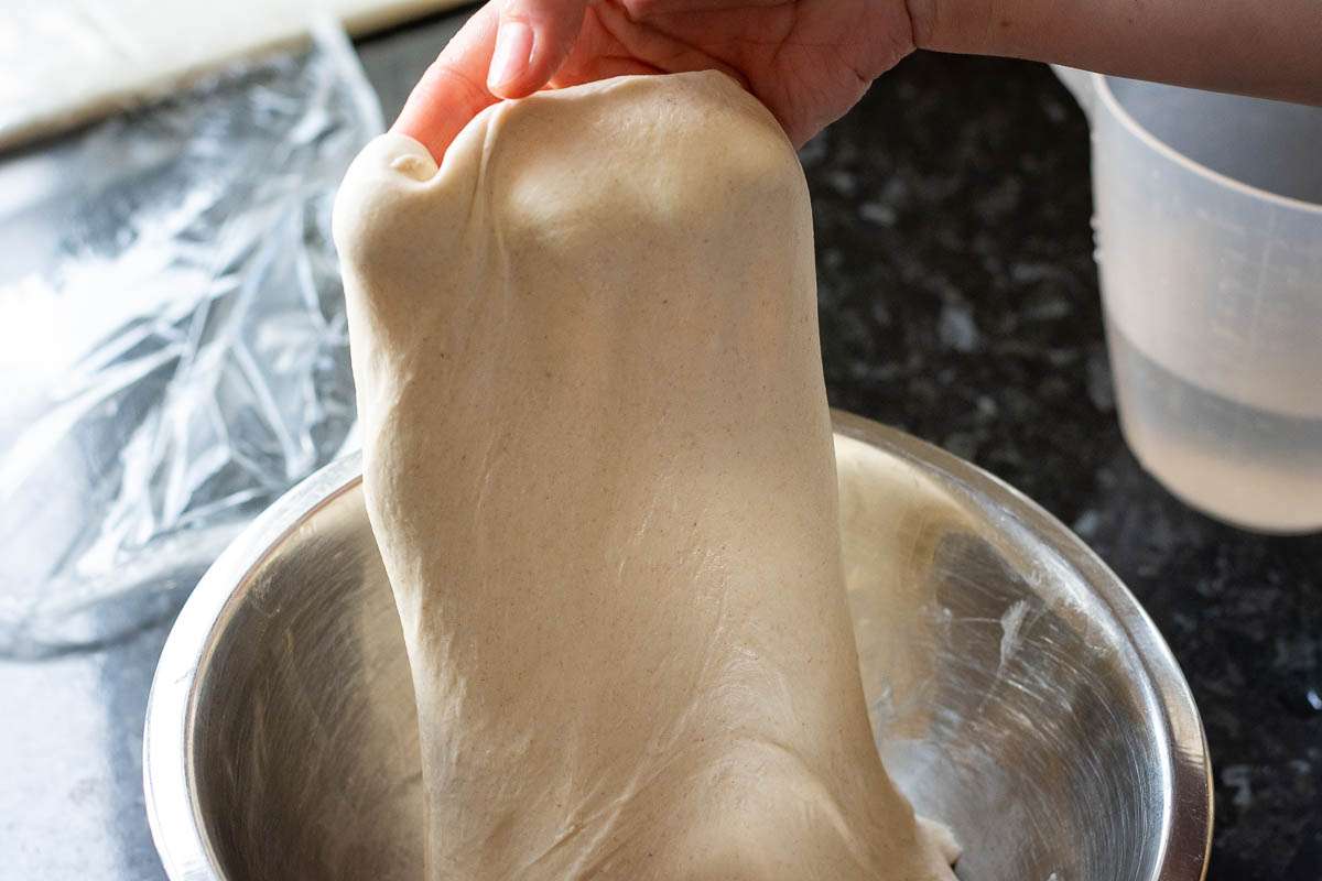 Stretch and Folds For Sourdough (Technique and Benefits) | Somebody ...