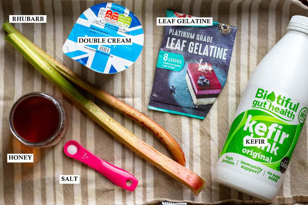 Labelled ingredients for kefir panna cotta.